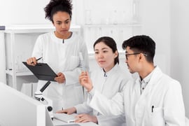 colleagues-lab-doing-experiments colleagues-lab-doing-experiments